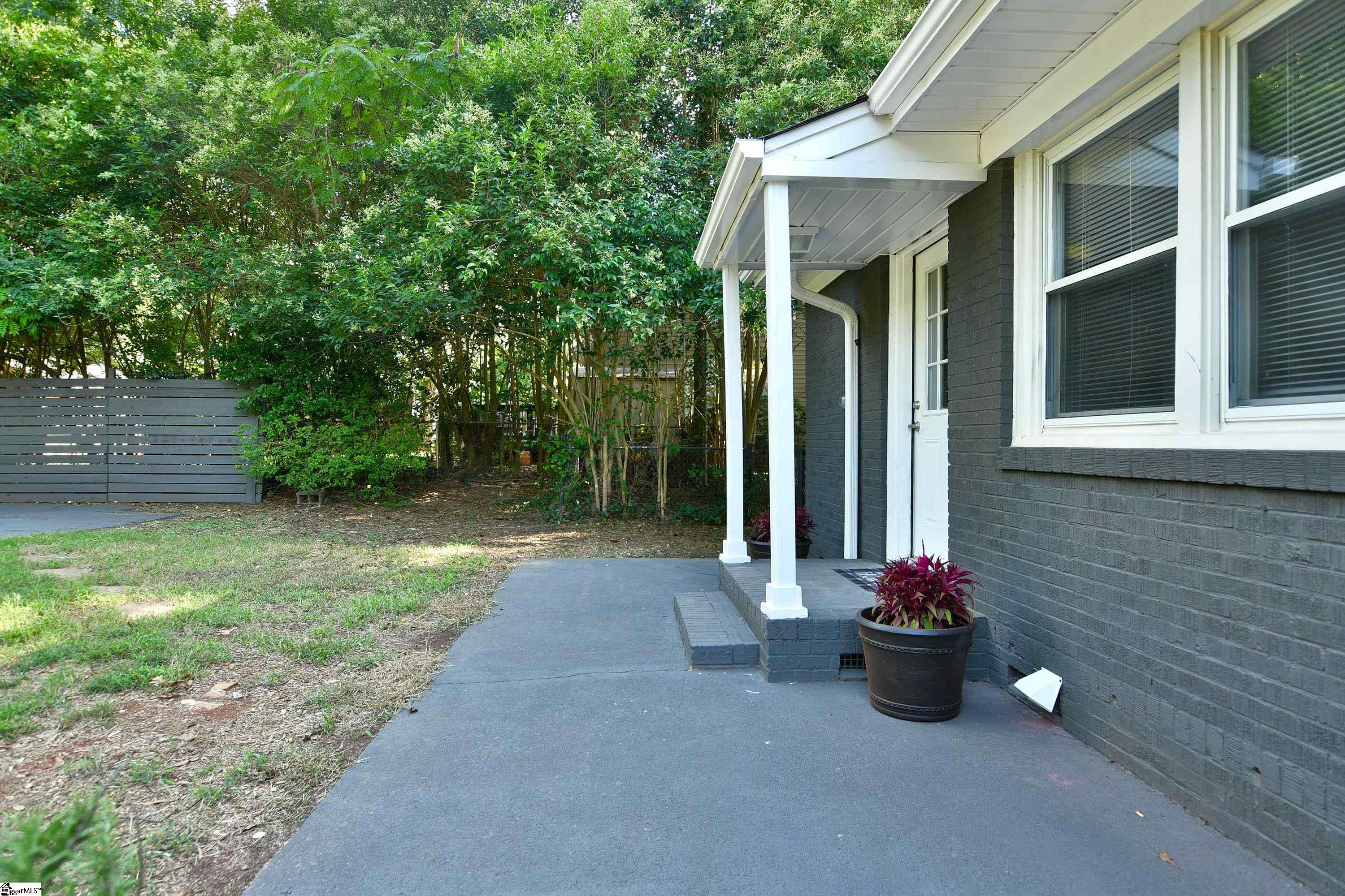403 Legrand Boulevard Greenville, SC 29607 - Photo 33 of 36 Gallery Image 33