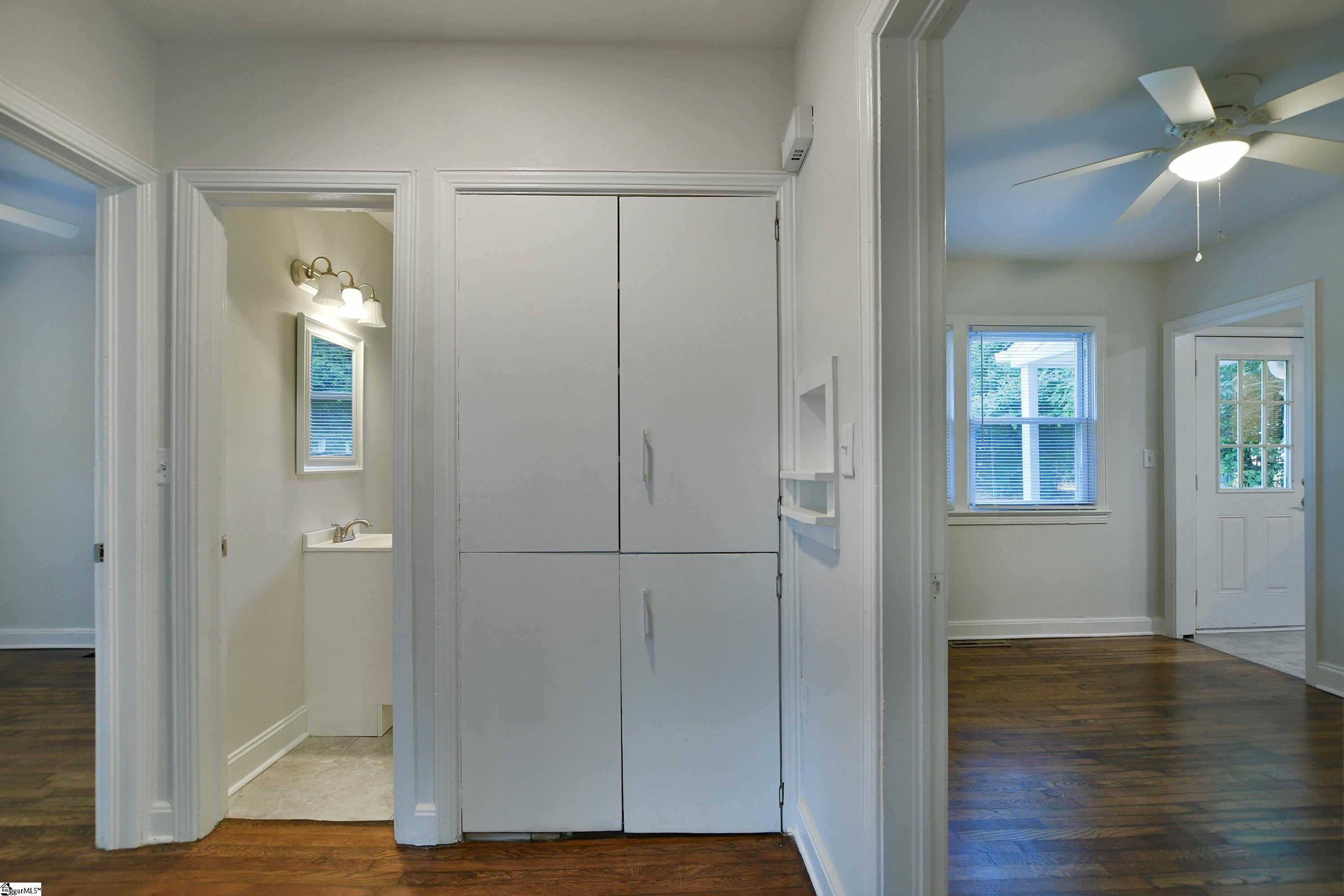 403 Legrand Boulevard Greenville, SC 29607 - Photo 10 of 36 Gallery Image 10