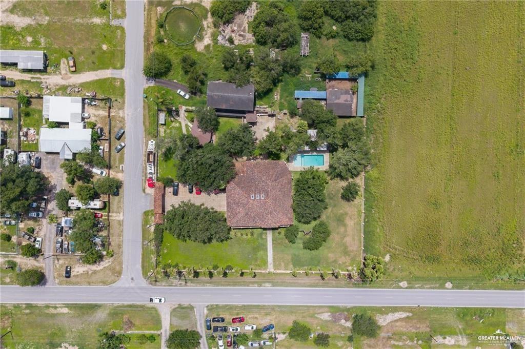 4523 South Tower Road Edinburg, TX 78542 - Photo 30 of 32 an aerial view of a house with yard swimming pool and outdoor seating