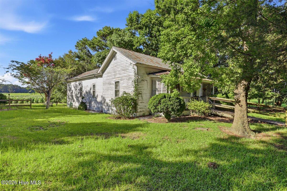 1314 Harper House Road Four Oaks, NC 27524 - Photo 3 of 15