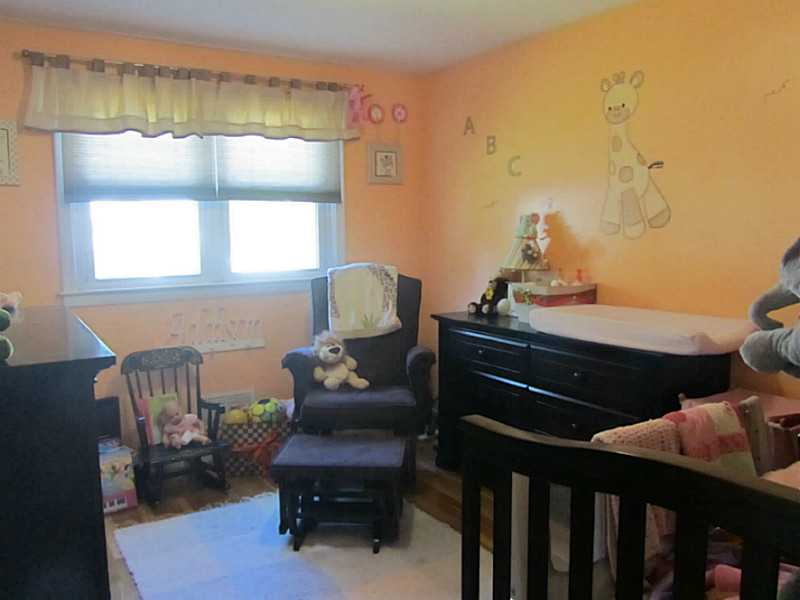 115 Sachem Road North Kingstown, RI 02852 - Photo 12 of 23 Bedroom.