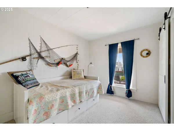 $359,000 | 210 Cypress Avenue, Garibaldi, OR 97118