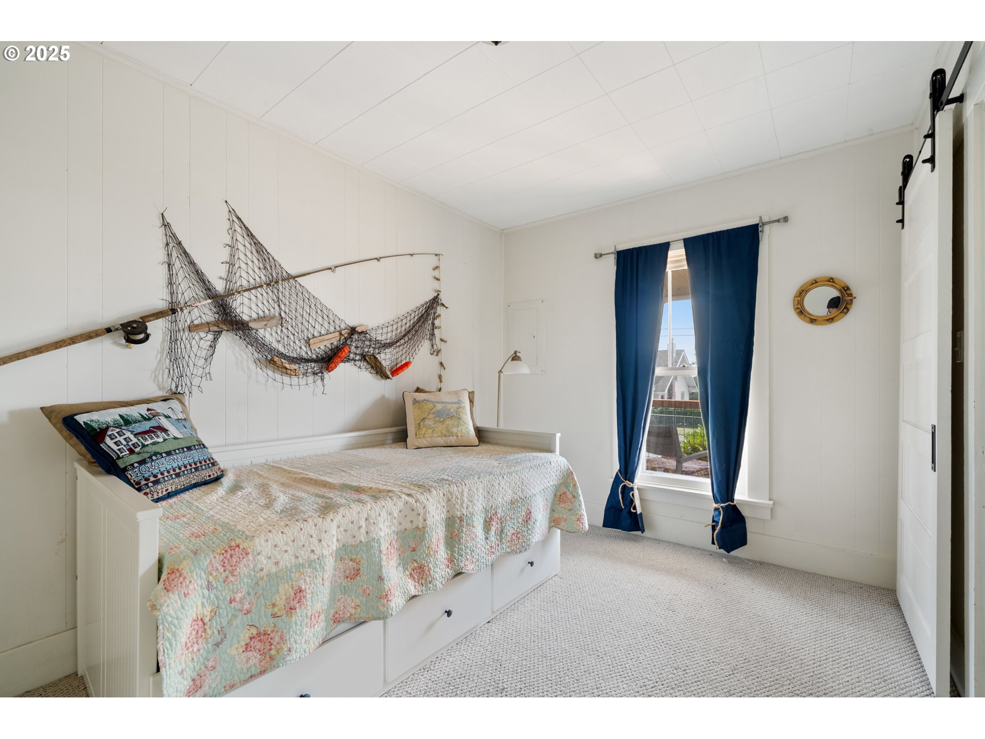 210 Cypress Avenue Garibaldi, OR 97118 - Photo 12 of 29