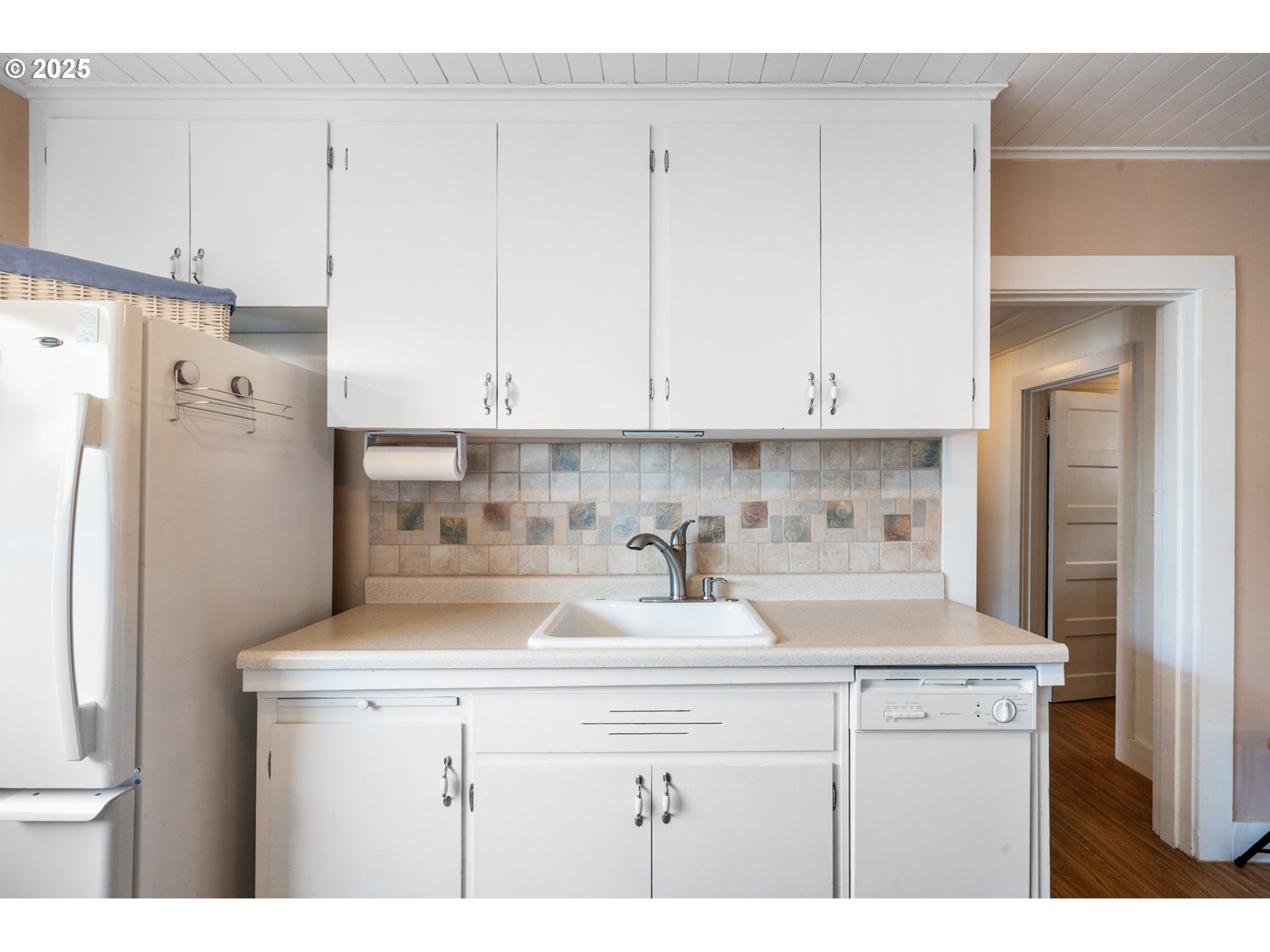 210 Cypress Avenue Garibaldi, OR 97118 - Photo 13 of 29