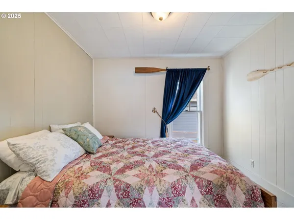 $359,000 | 210 Cypress Avenue, Garibaldi, OR 97118