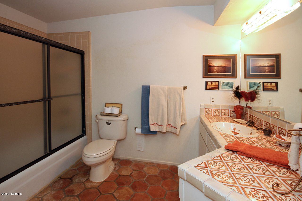 11557 East Tanque Verde Road Tucson, AZ 85749 - Photo 16 of 28 Gallery Image 16