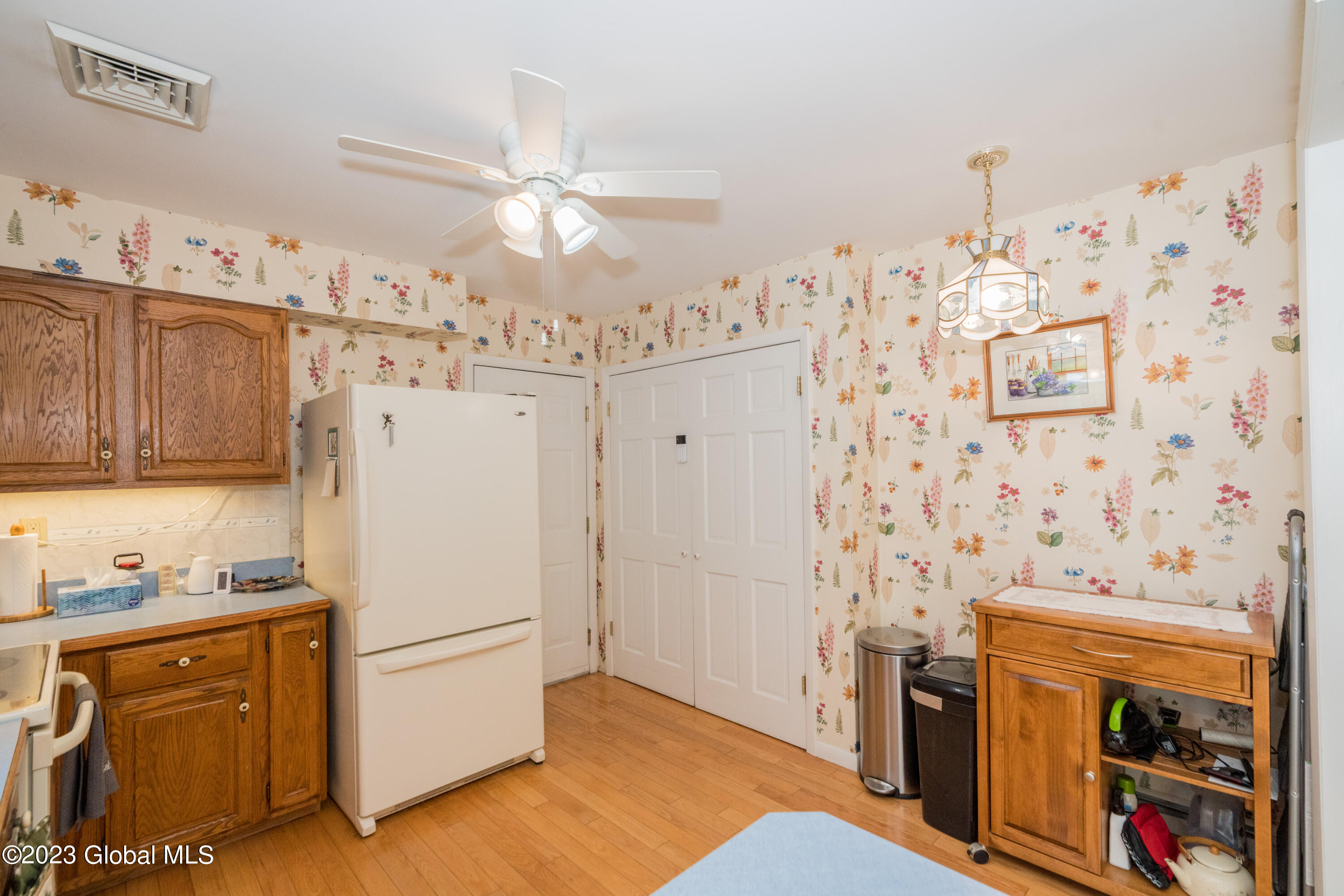 21 Jones Road Wilton, NY 12866 - Photo 7 of 31 DSC04441