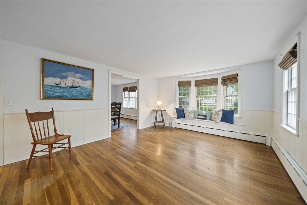 42 Old Barnstable Road Falmouth, MA 02536 - Photo 6 of 40