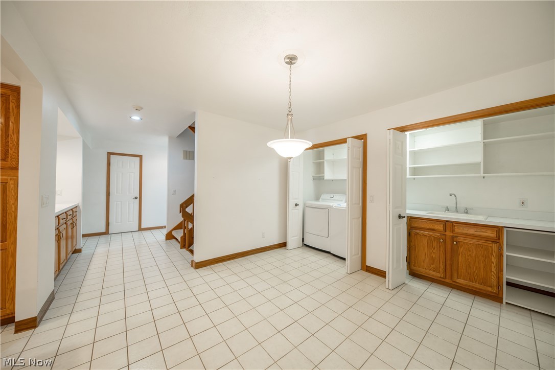 5751 Som Center Road Solon, OH 44139 - Photo 19 of 39