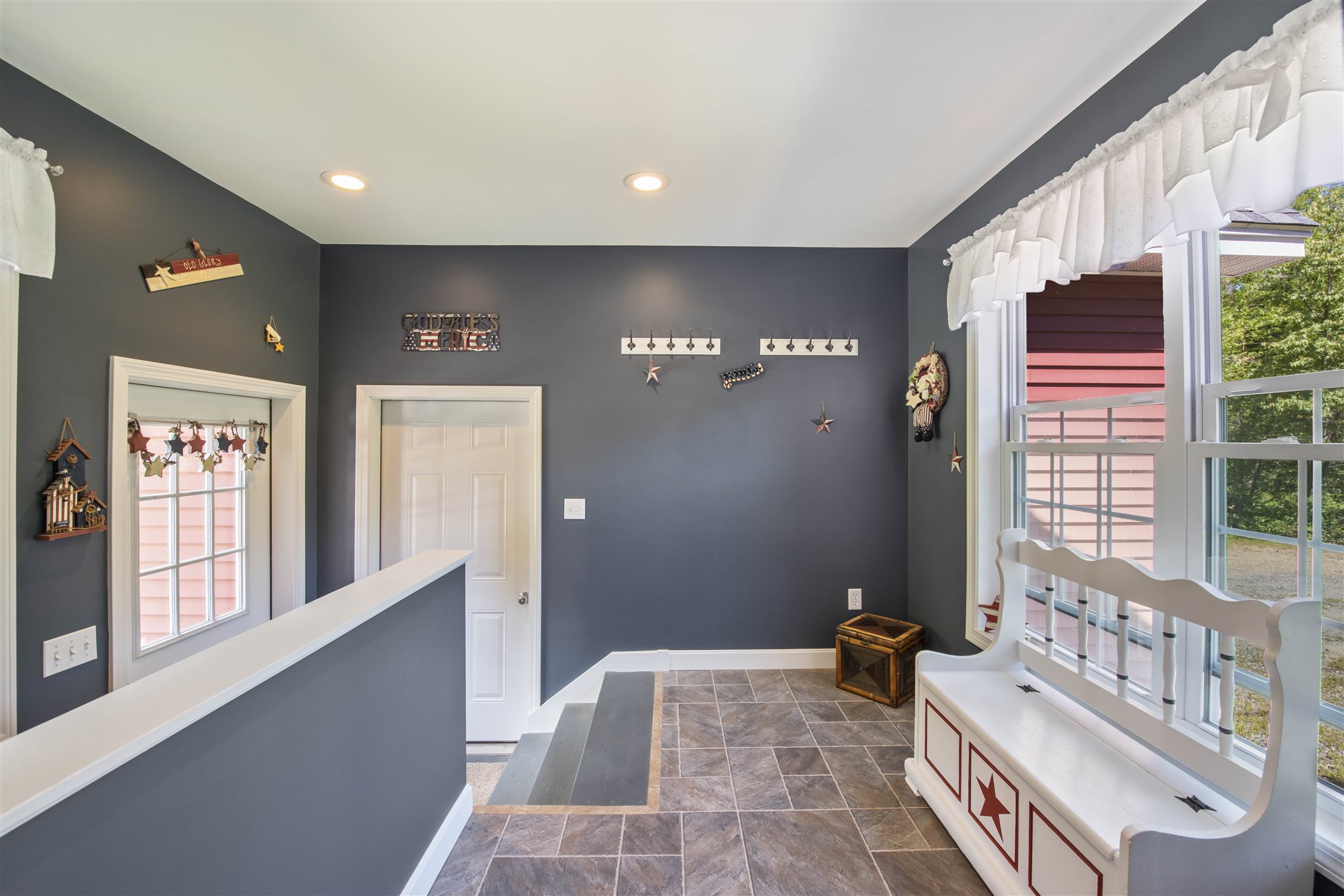 252 Mountain Road Sanbornton, NH 03269 - Photo 4 of 40 Gallery Image 4