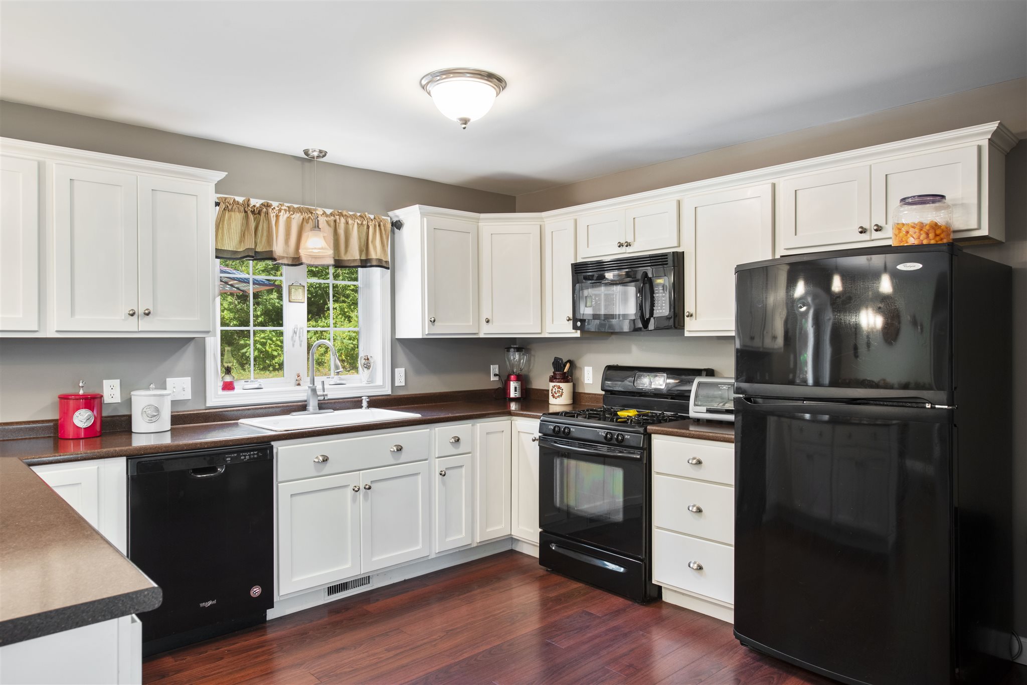 252 Mountain Road Sanbornton, NH 03269 - Photo 7 of 40 Gallery Image 7
