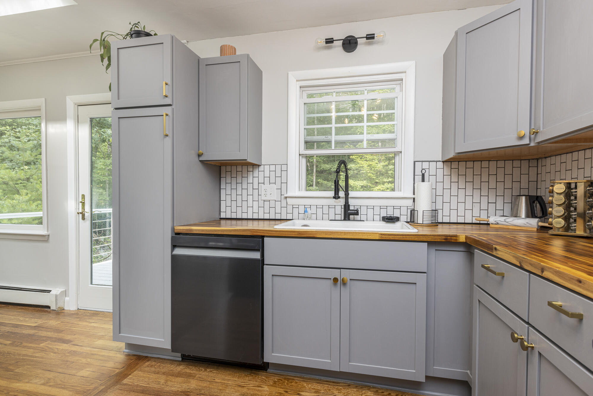 270 Harpswell Neck Road Harpswell, ME 04079 - Photo 11 of 43 270 Harpswell Neck Rd._W5_010