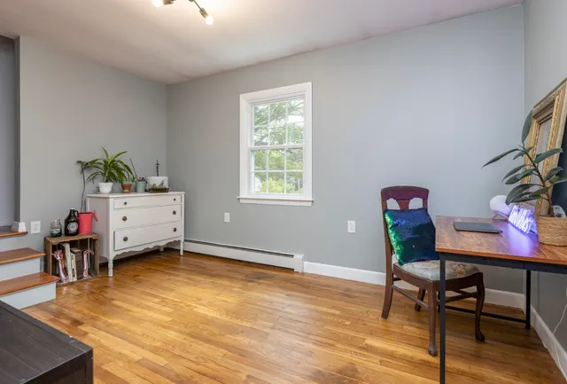 $479,000 | 270 Harpswell Neck Road, Harpswell, ME 04079