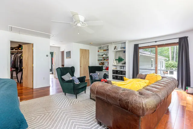 $500,000 | 270 Harpswell Neck Road, Harpswell, ME 04079