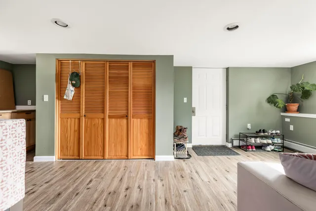 $479,000 | 270 Harpswell Neck Road, Harpswell, ME 04079