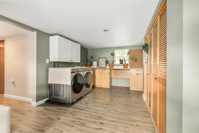 $500,000 | 270 Harpswell Neck Road, Harpswell, ME 04079