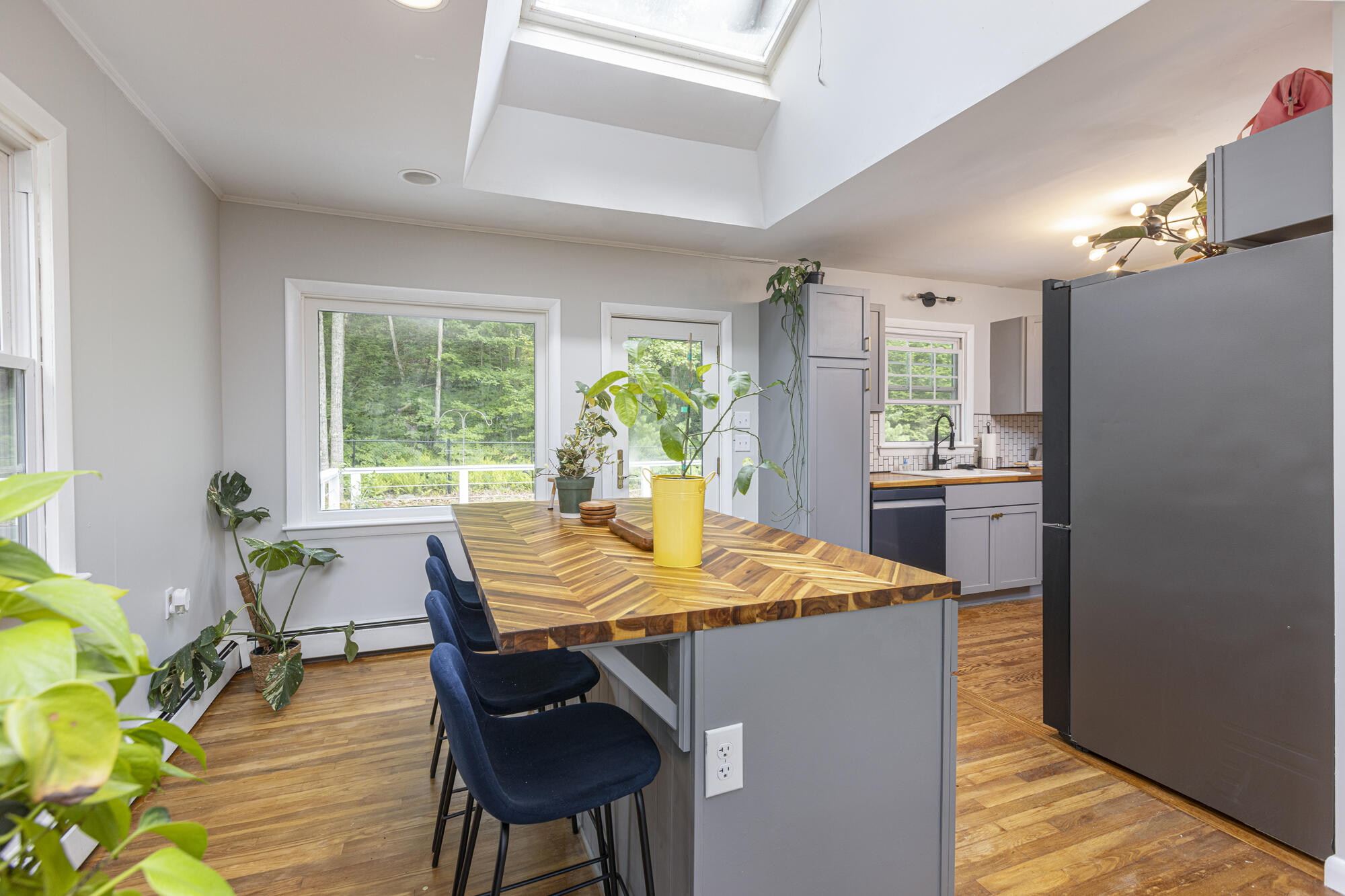 270 Harpswell Neck Road Harpswell, ME 04079 - Photo 9 of 43 270 Harpswell Neck Rd._W5_007