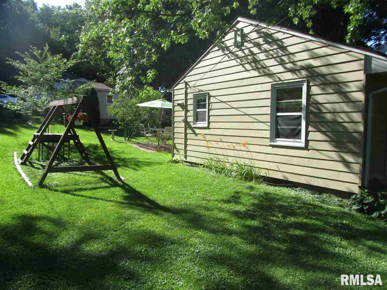 2000 North 7th Street Clinton, IA 52732 - Photo 3 of 12 Gallery Image 3