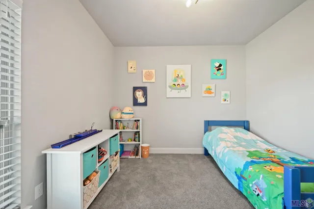 $365,000 | 7119 Lakecrest Drive, Zachary, LA 70791