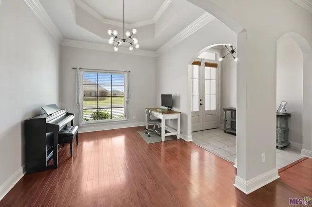 $365,000 | 7119 Lakecrest Drive, Zachary, LA 70791