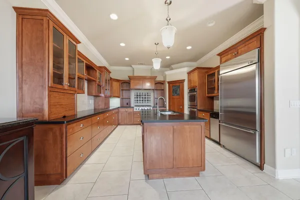 $779,000 | 2242 Everest Drive, Redding, CA 96001