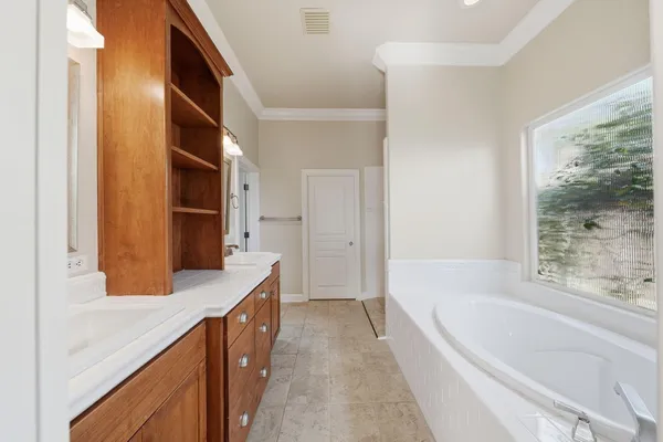 $779,000 | 2242 Everest Drive, Redding, CA 96001