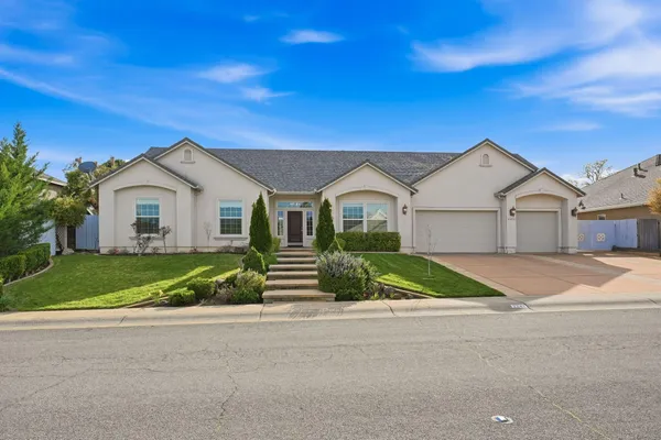 $779,000 | 2242 Everest Drive, Redding, CA 96001