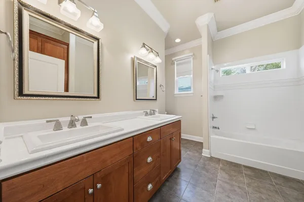 $779,000 | 2242 Everest Drive, Redding, CA 96001