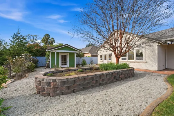 $779,000 | 2242 Everest Drive, Redding, CA 96001