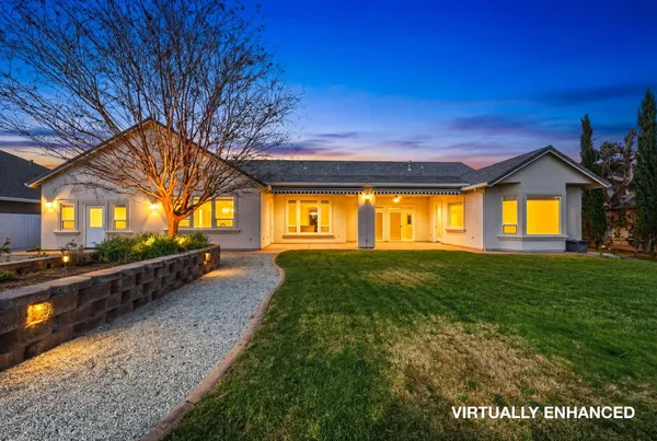 $779,000 | 2242 Everest Drive, Redding, CA 96001