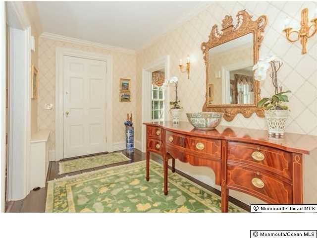 463 Locust Point Road Rumson, NJ 07760 - Photo 3 of 20 Entrance Foyer