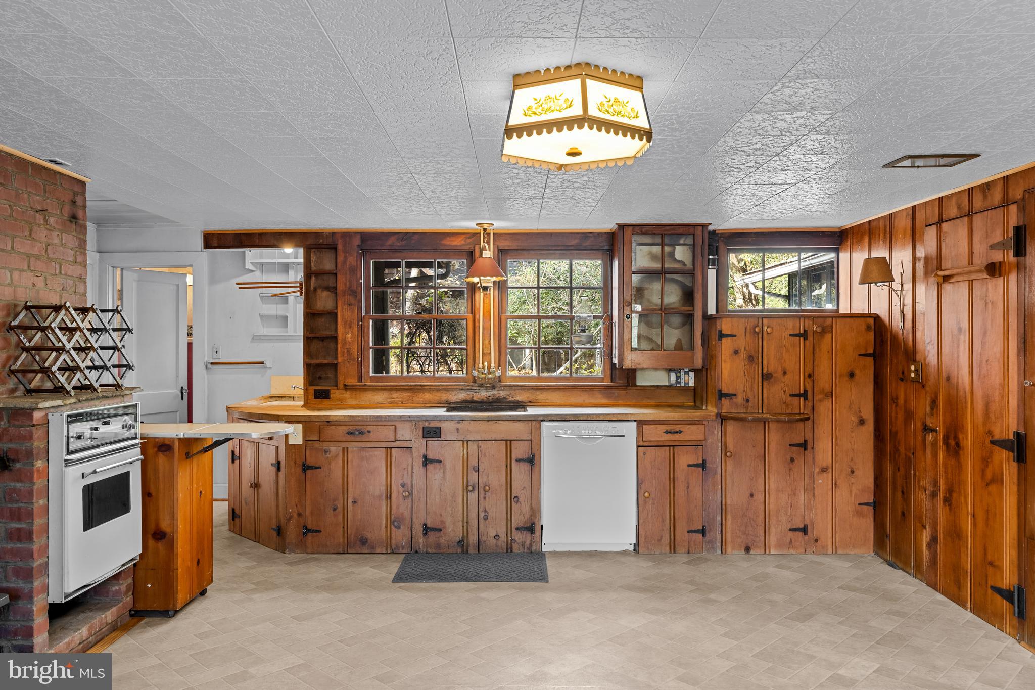 203 McKinsey Road Severna Park, MD 21146 - Photo 28 of 149 Kitchen