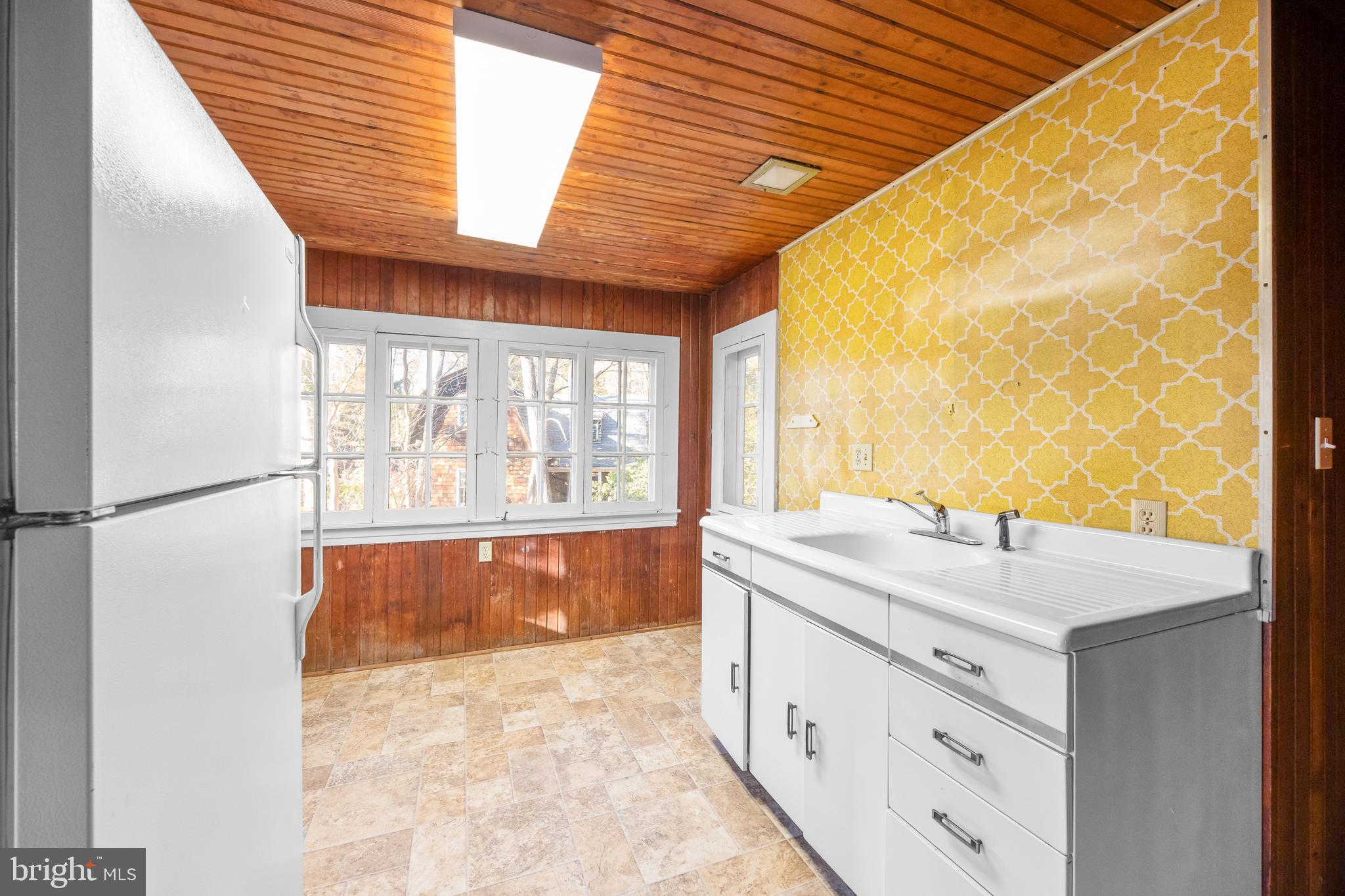 203 McKinsey Road Severna Park, MD 21146 - Photo 92 of 149 Apartment Kitchen