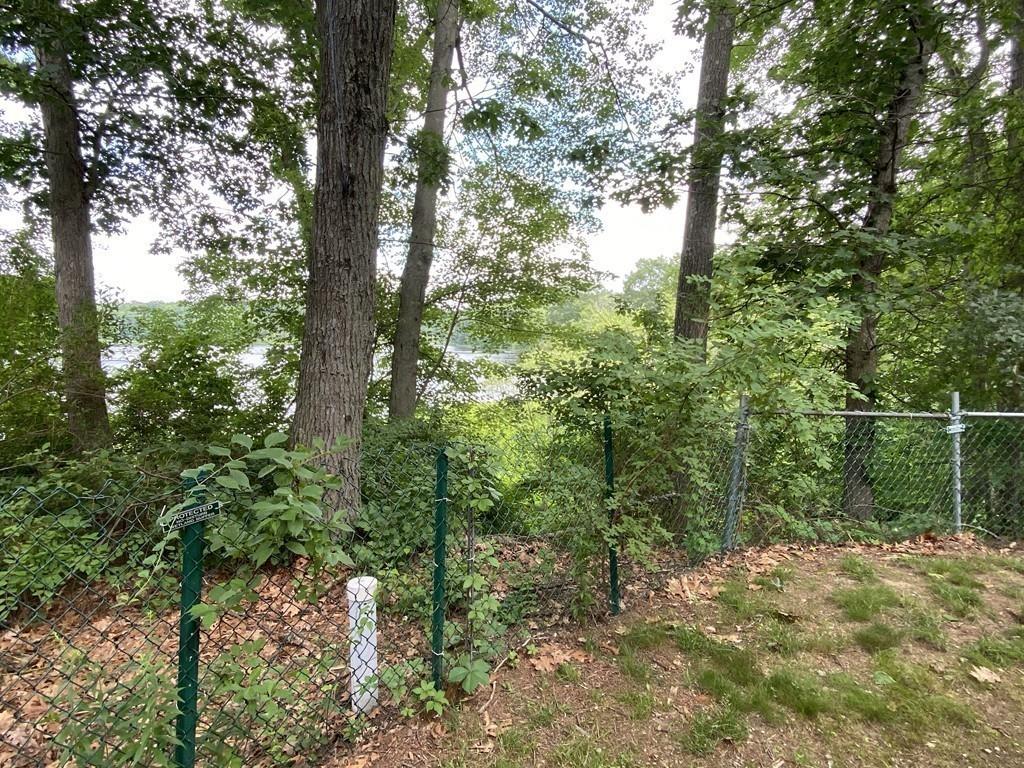 21 Faulkner Road Grafton, MA 01536 - Photo 25 of 31 Gallery Image 25