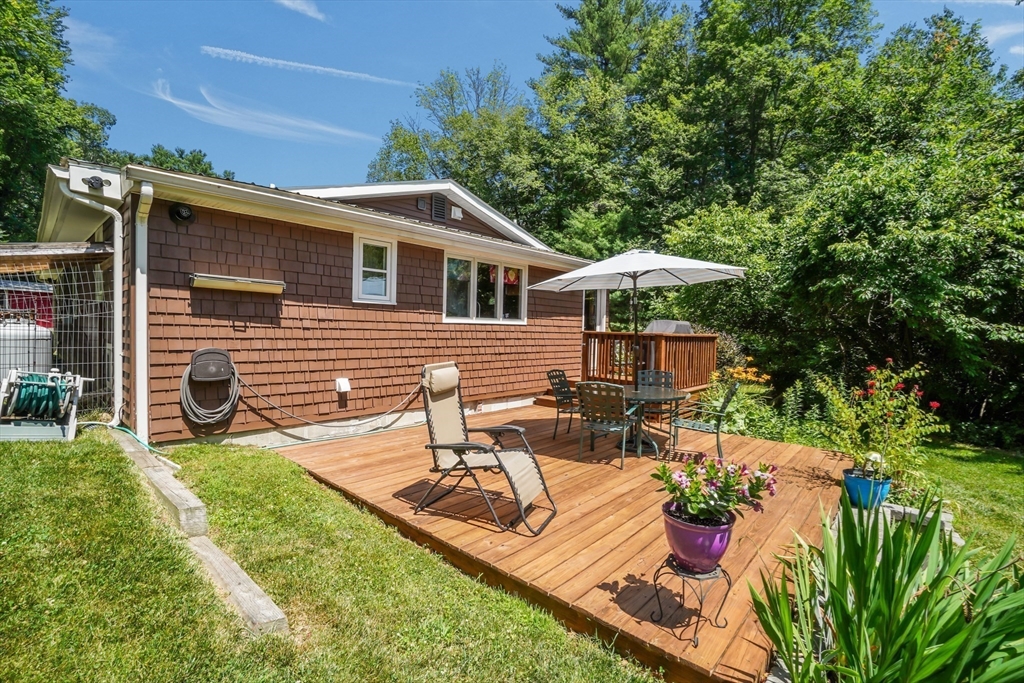 12 Juniper Road Lakeville, MA 02347 - Photo 24 of 42