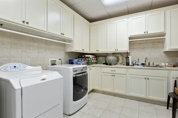 $1,390,000 | 120 Ginkgo Drive, McMinnville, TN 37110