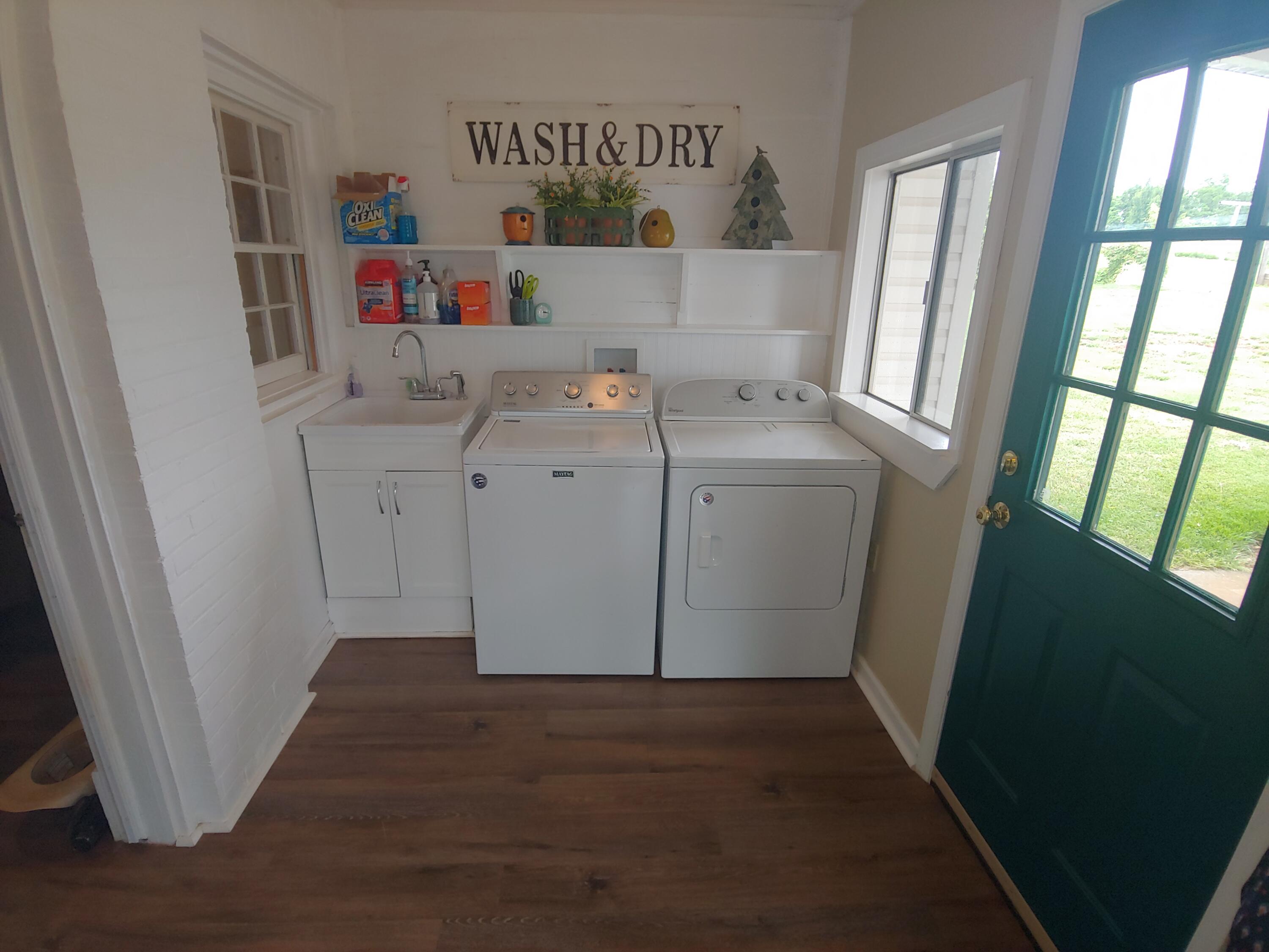 1705 Kin Vale Road Rocky Mount, VA 24151 - Photo 22 of 60 18 Laundry