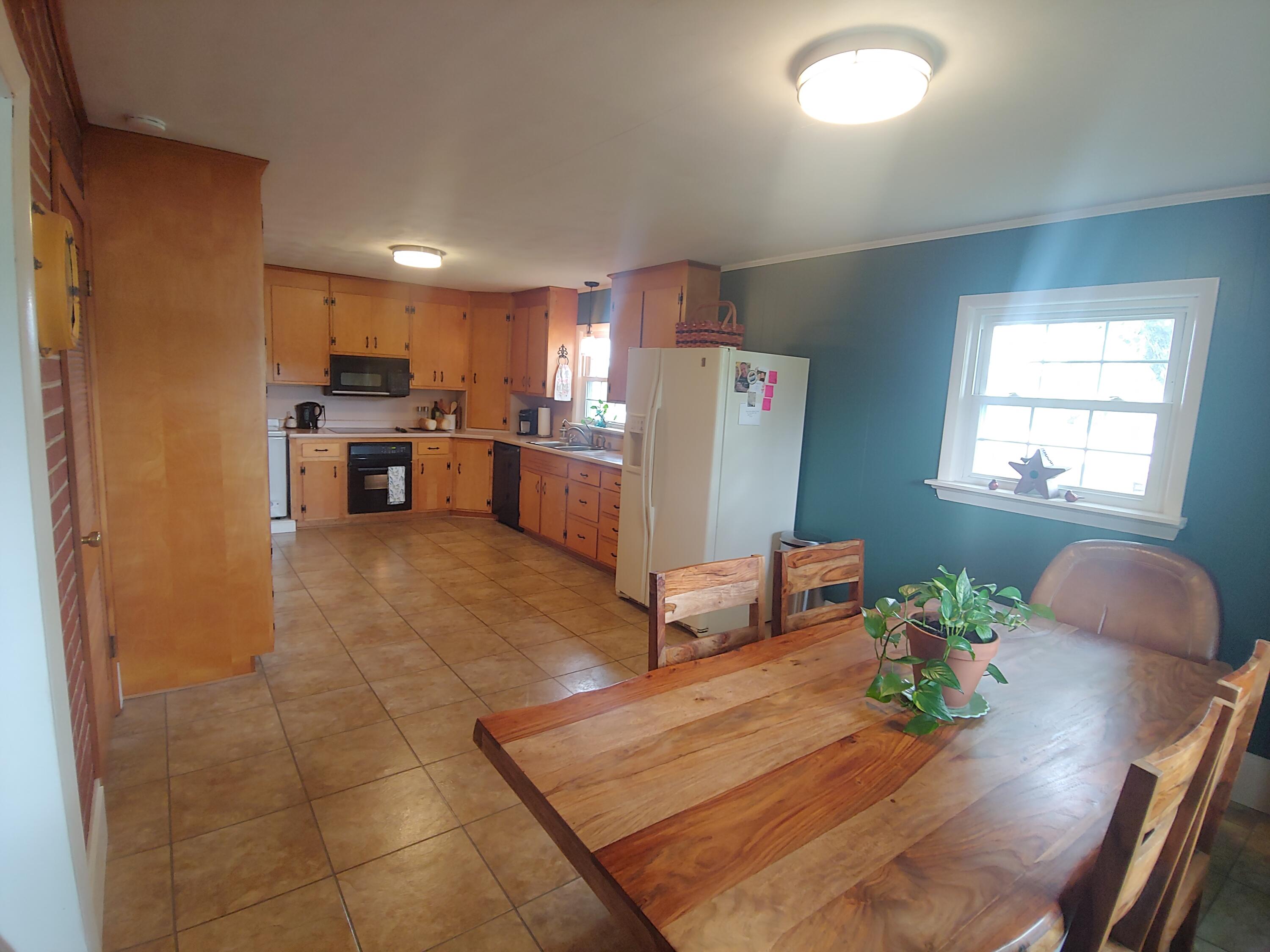 1705 Kin Vale Road Rocky Mount, VA 24151 - Photo 4 of 60 4 Kitchen