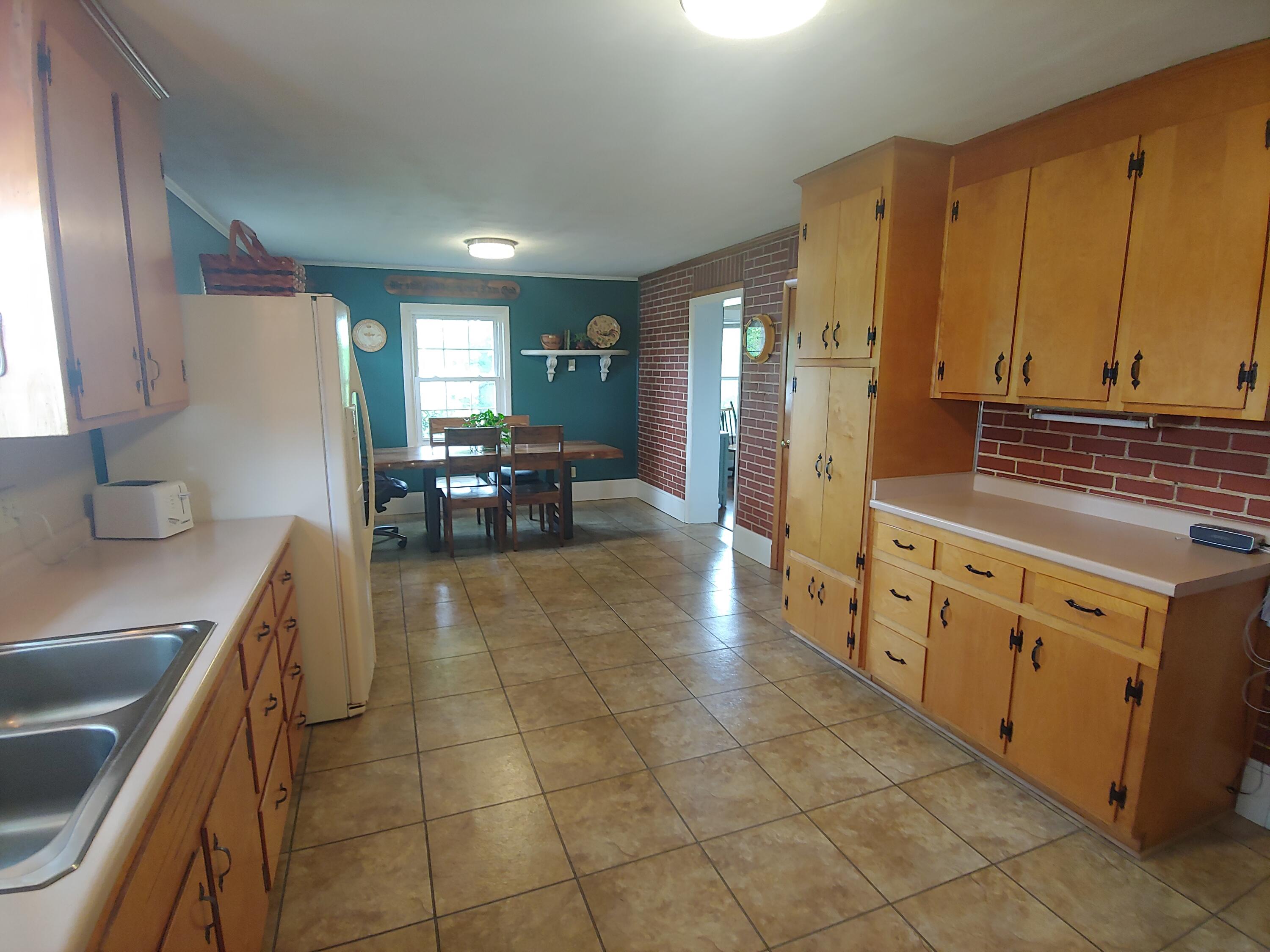 1705 Kin Vale Road Rocky Mount, VA 24151 - Photo 38 of 60 28 Kitchen