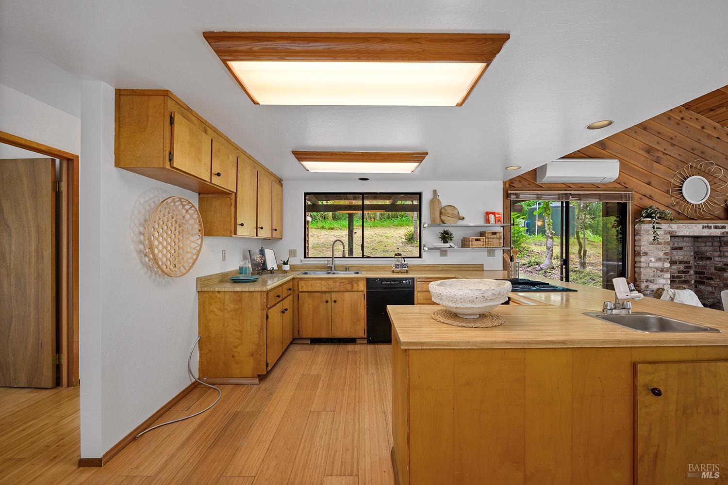 529 Wagnon Road Sebastopol, CA 95472 - Photo 14 of 59