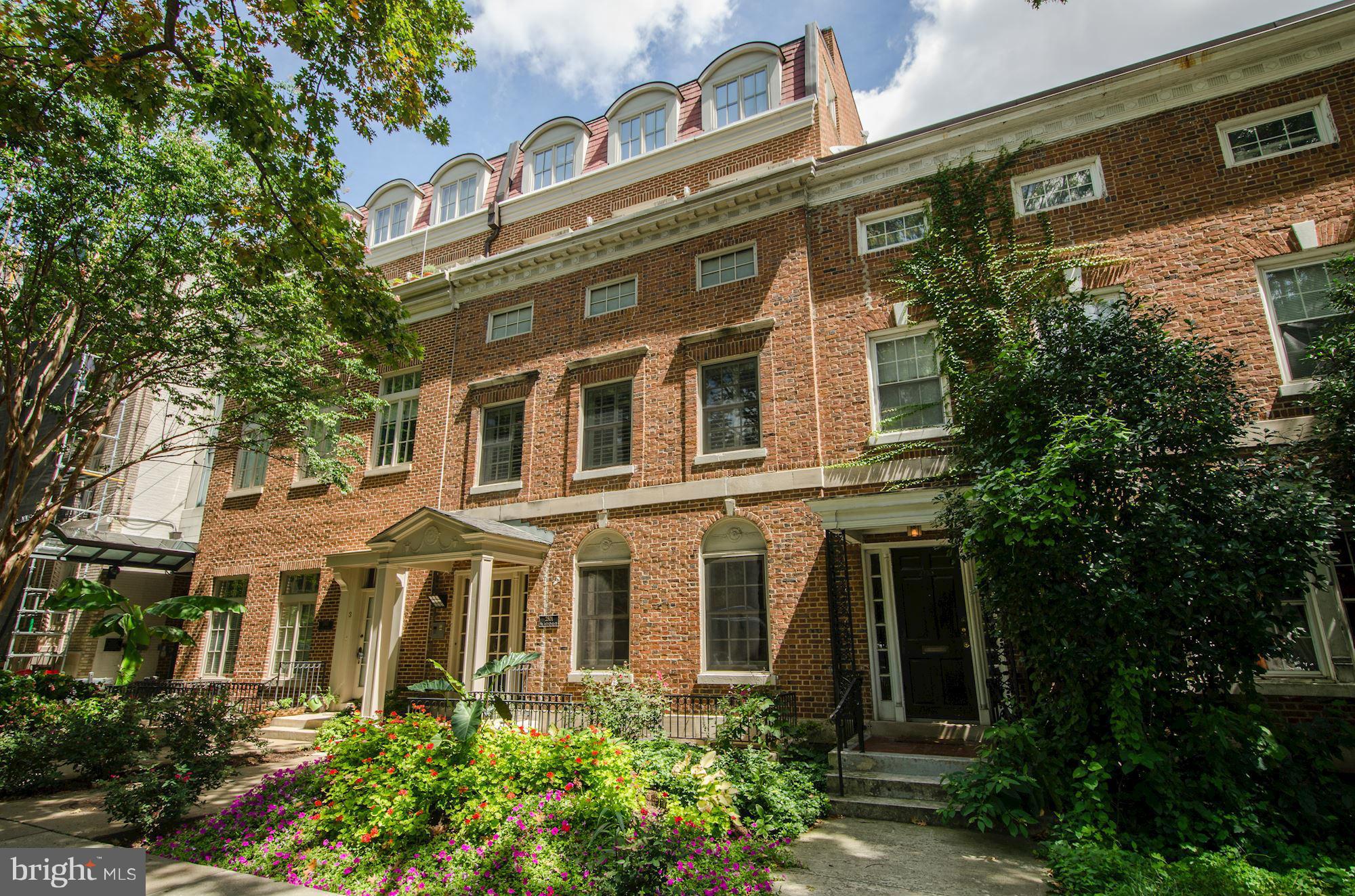 2801 Connecticut Avenue Northwest, Unit 4 Washington, DC 20008 - Photo 2 of 19 Woodley Park Place