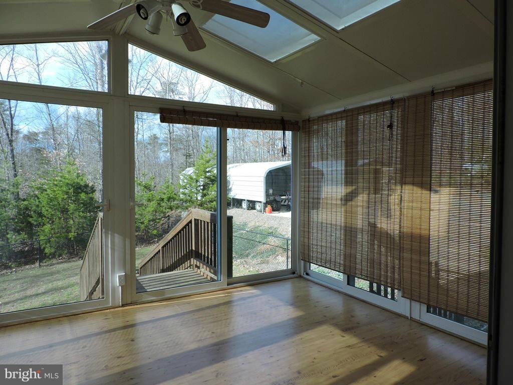 20184 Old Mill Road Culpeper, VA 22701 - Photo 6 of 29 Interior (General)