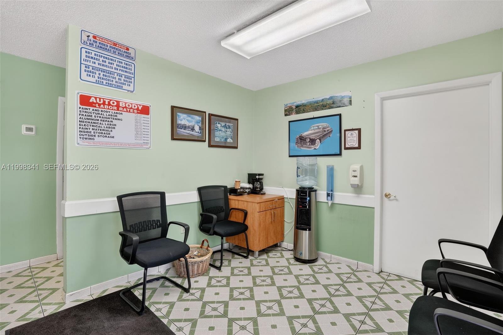 6701 Southwest 8th Street Miami, FL 33144 - Photo 11 of 51 Photo 11