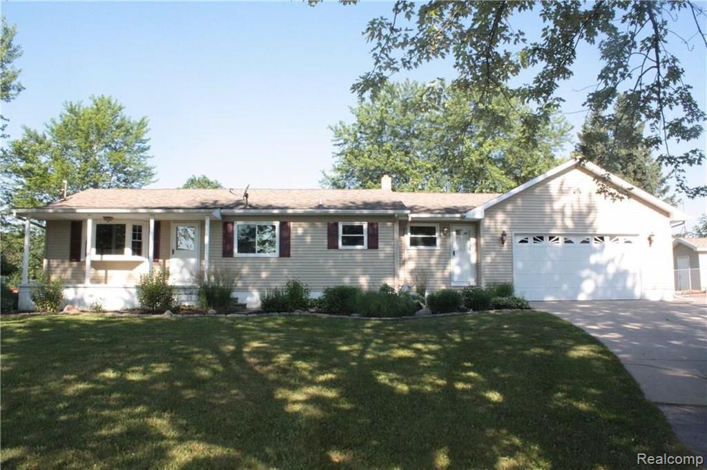 8293 North State Road Otisville, MI 48463 - Photo 1 of 30