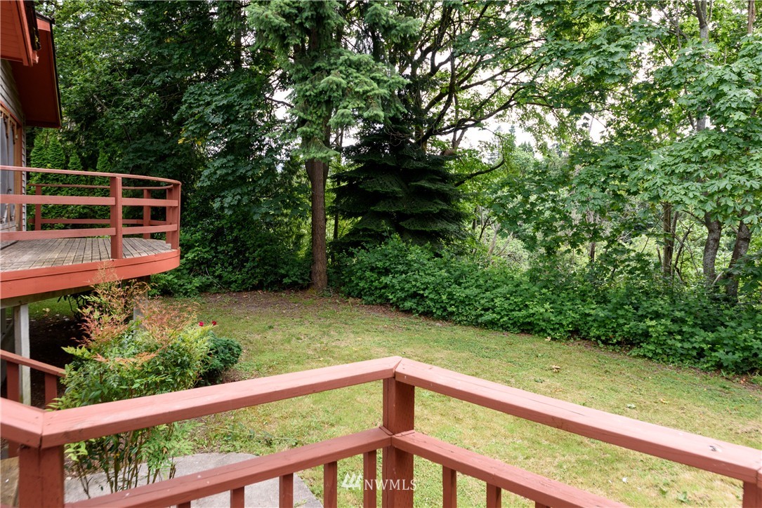 10509 Rustic Road South Seattle, WA 98178 - Photo 25 of 25