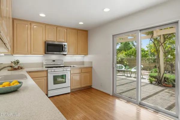 $780,000 | 624 Woodlawn Drive, Thousand Oaks, CA 91360