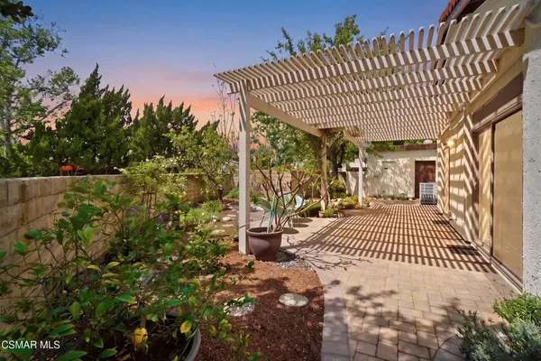 $780,000 | 624 Woodlawn Drive, Thousand Oaks, CA 91360