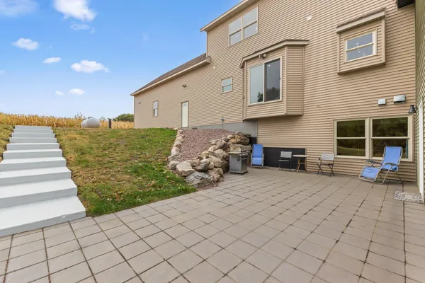 $999,995 | 12470 West 270th Street, Belle Plaine, MN 56011