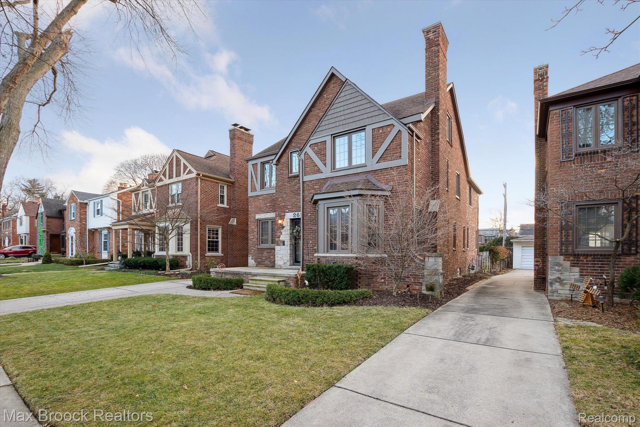 269 Moran Road Grosse Pointe, MI 48236 - Photo 4 of 58
