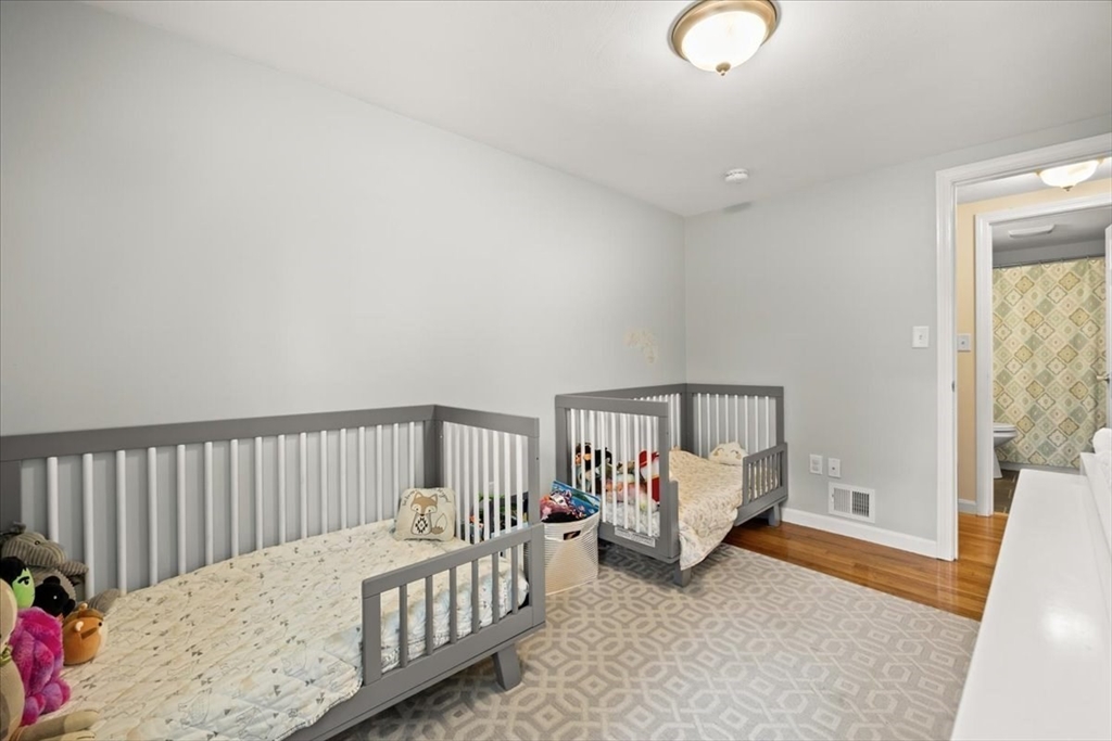 17 East Boundary Road Pembroke, MA 02359 - Photo 11 of 34